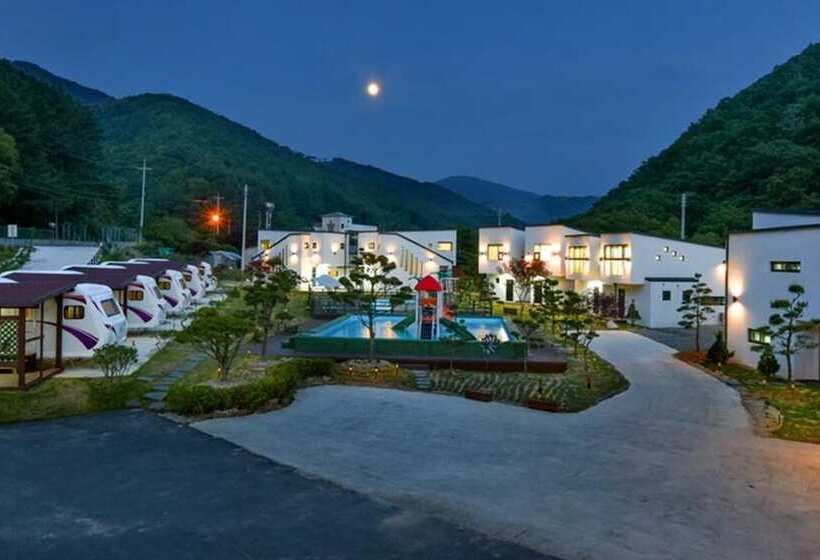 פנסיון Muju The Haru Pool Villa