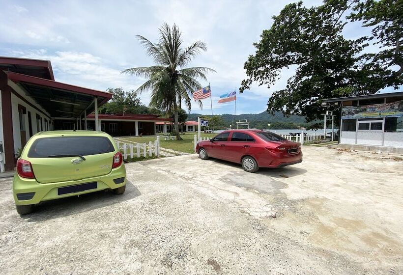 بنسيون Oyo Home 90319 Ambong Bay Resthouse Homes