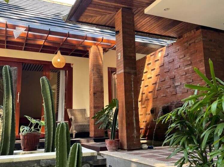 פנסיון Pandawa Villa Riverside By Wizzela