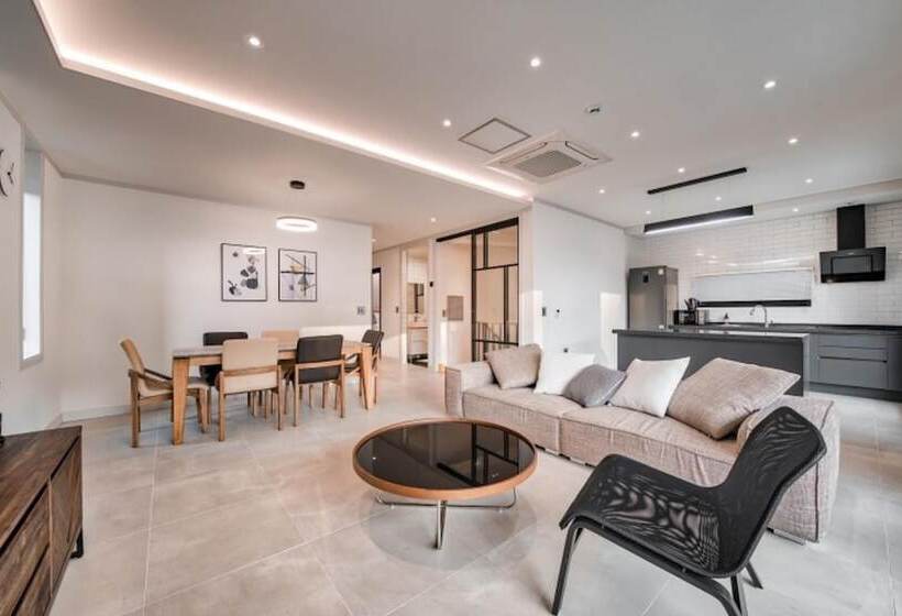 بنسيون Pocheon Forest Pool Villa