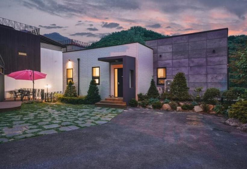 بنسيون Pocheon Forest Pool Villa