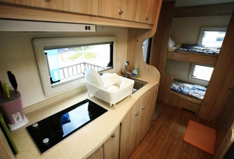 بنسيون Shinan Sea Salt Healing Camp