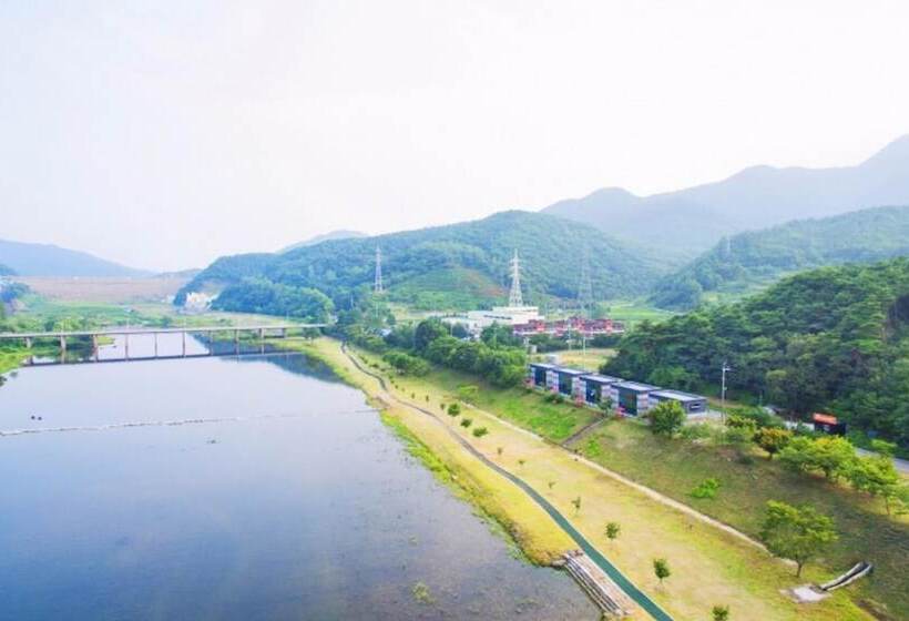 Пансион Sunchoen Orotada Kids Poolvilla