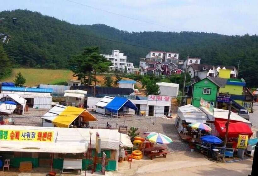 Pension Taean Sinbatdeu Ui Moheom