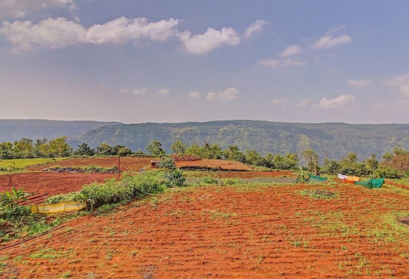 פנסיון Treebo Trend Strawberry King Farm House