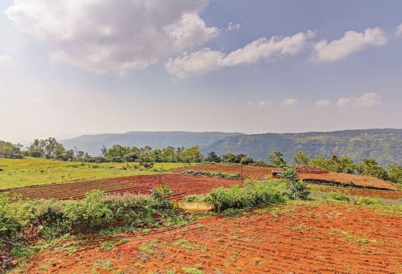 פנסיון Treebo Trend Strawberry King Farm House
