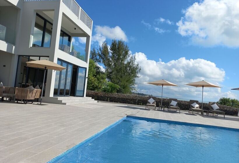بنسيون Room In Guest Room   Villa Bluu At The Beach