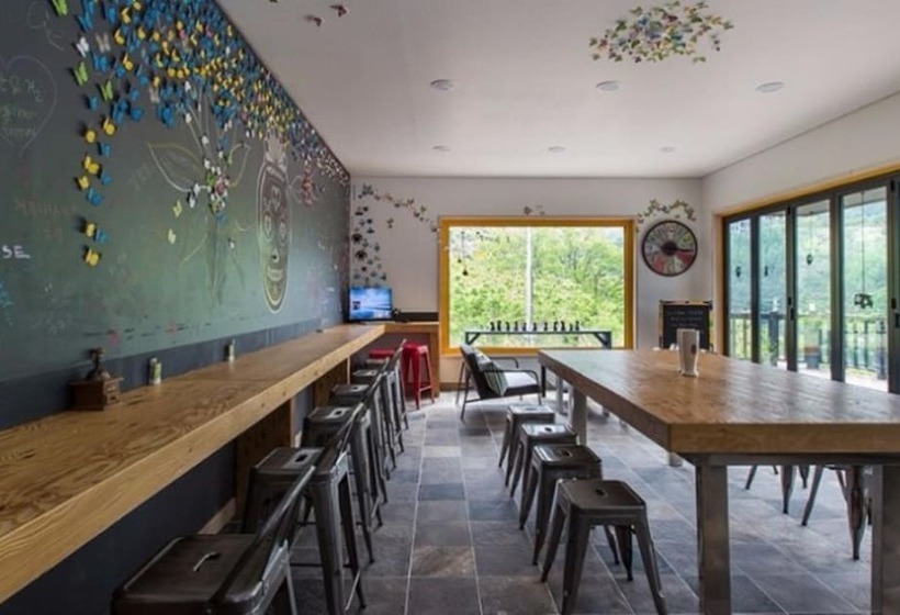 Pocheon La Vie En Rose Pension