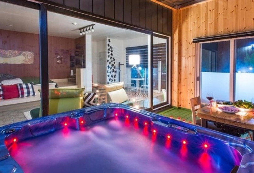 Pocheon La Vie En Rose Pension