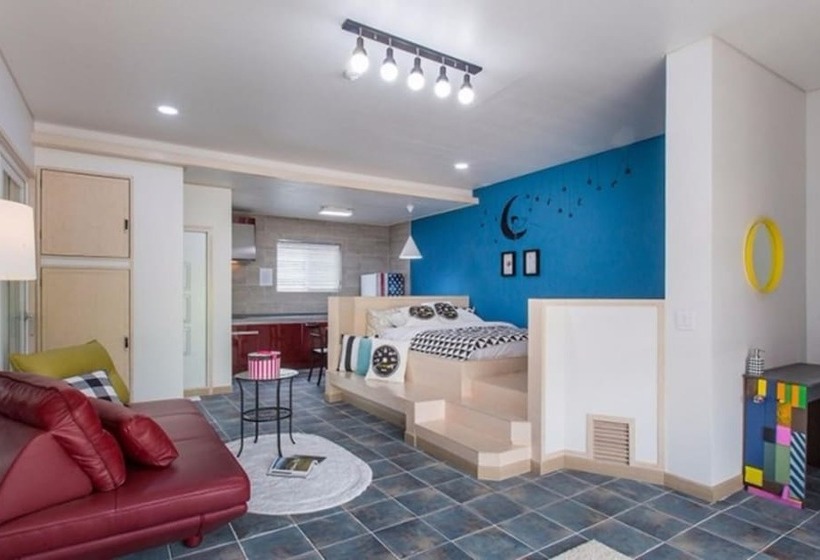 Pocheon La Vie En Rose Pension