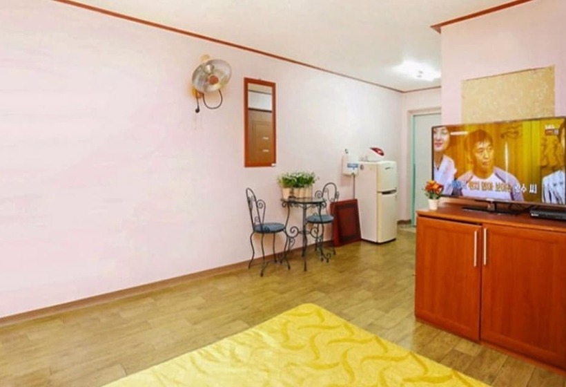 Pocheon Supsogui Hayanjip Pension