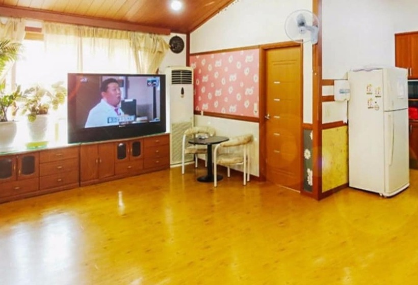 Pocheon Supsogui Hayanjip Pension