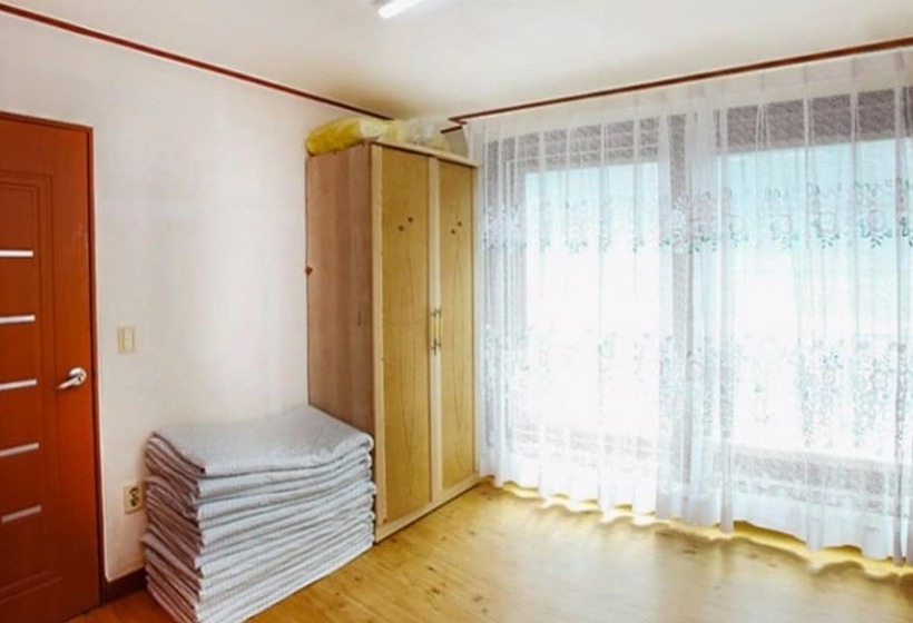 Pocheon Supsogui Hayanjip Pension