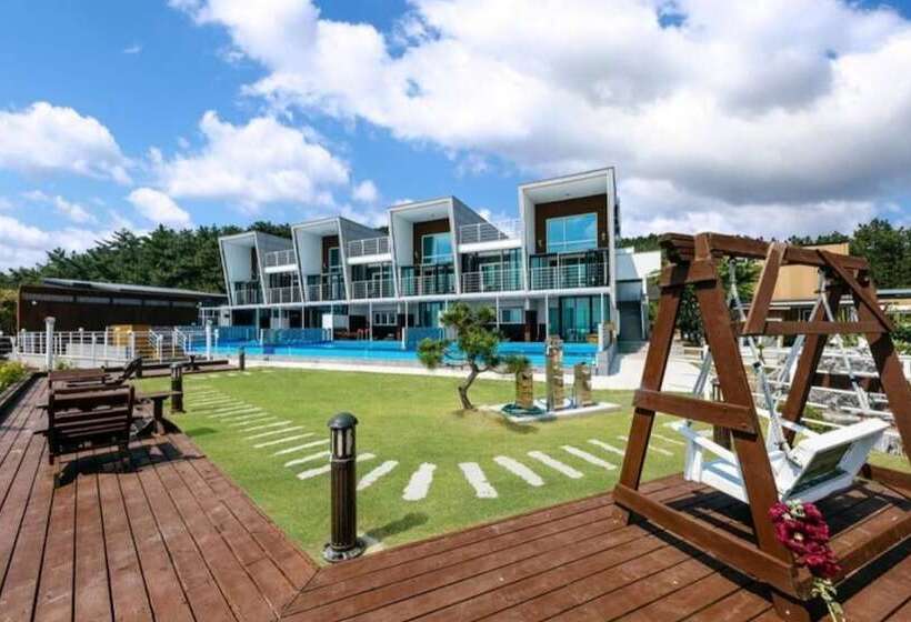 Pohang Cheonnyeonbawi Pension