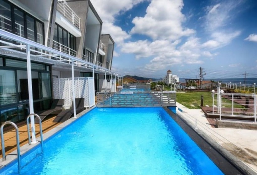 Pohang Cheonnyeonbawi Pension