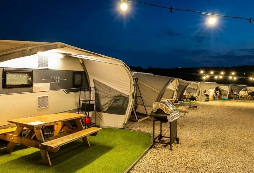 Pohang Uhil Camping Park Pension