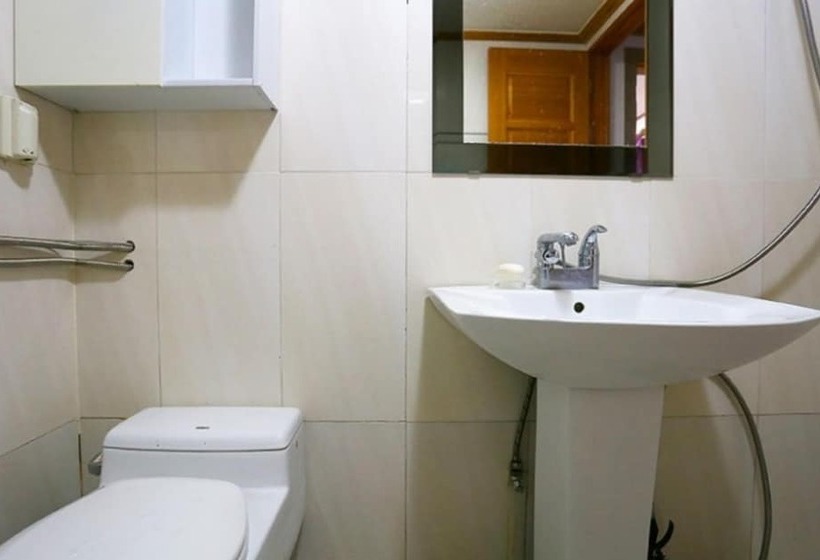 Pyeongchang Eomeonipumsok Maeul Pension