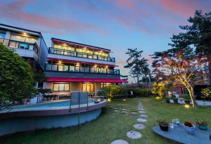 Sacheon Bichae Pension