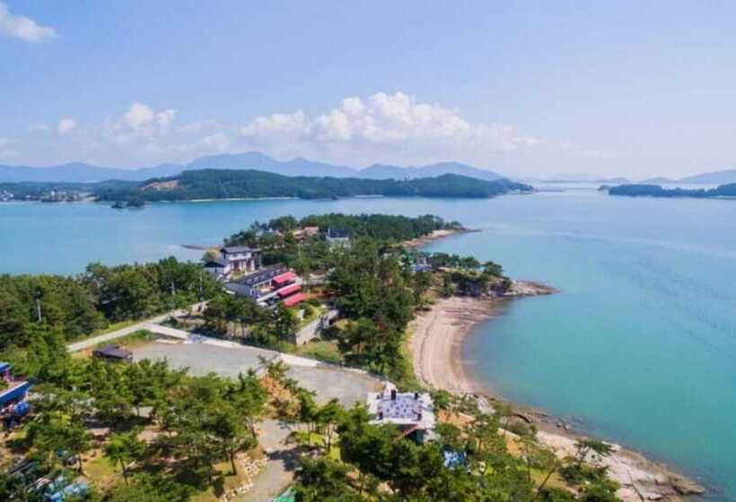 Sacheon Bichae Pension