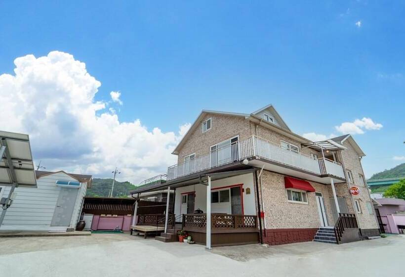Samcheok Dasarang Pension