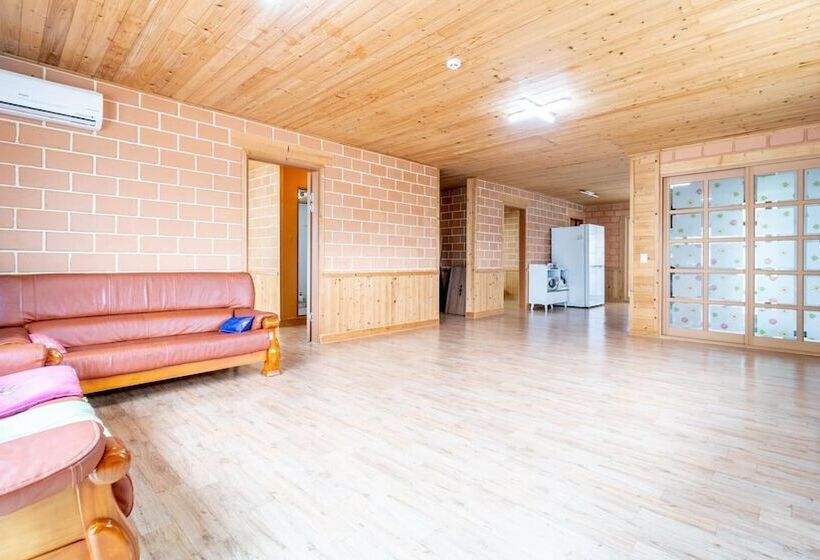 Samcheok Dasarang Pension