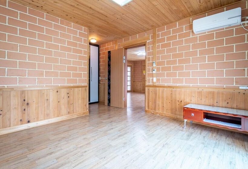 Samcheok Dasarang Pension