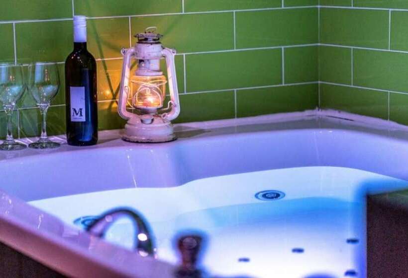 Samcheok Pension Huga