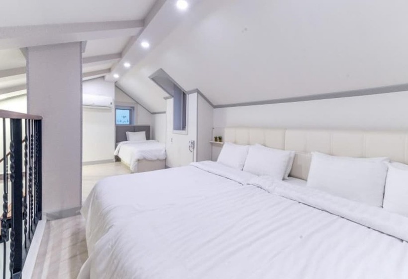 Samcheok Pension Huga