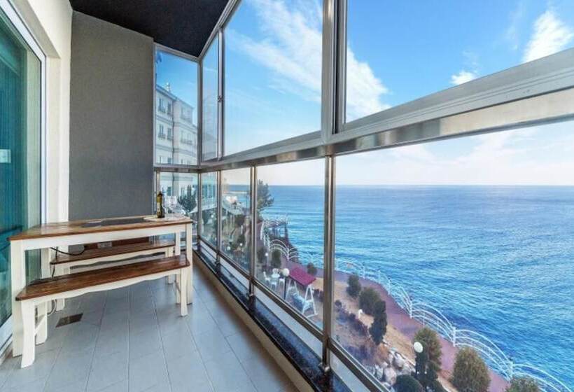 Samcheok Pension Huga