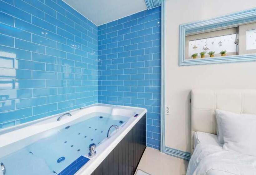 Samcheok Pension Huga