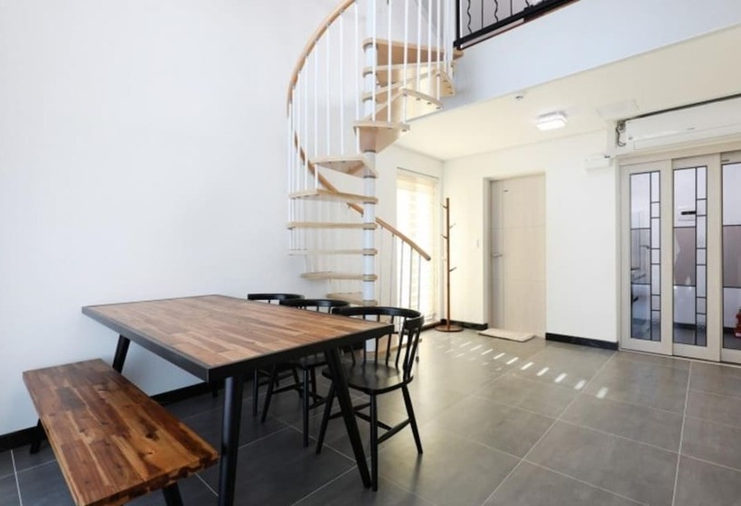 Samcheok Santiago Pension