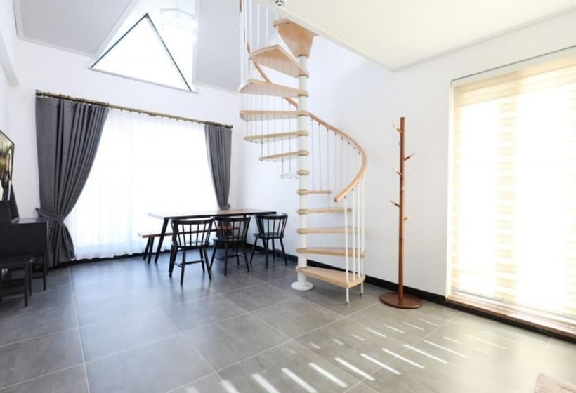 Samcheok Santiago Pension