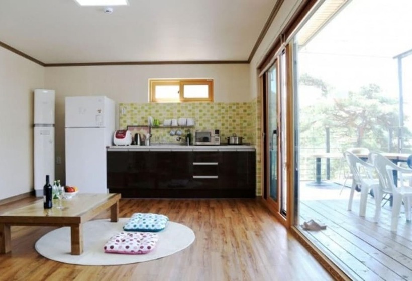 Sancheong Jirisan Noeul Pension