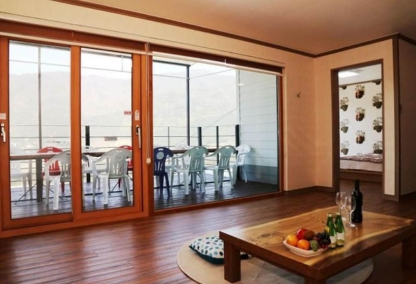 Sancheong Jirisan Noeul Pension