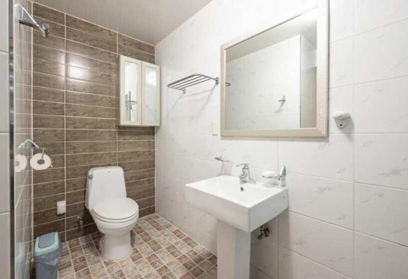 Sancheong Jirisanui Haru Pension