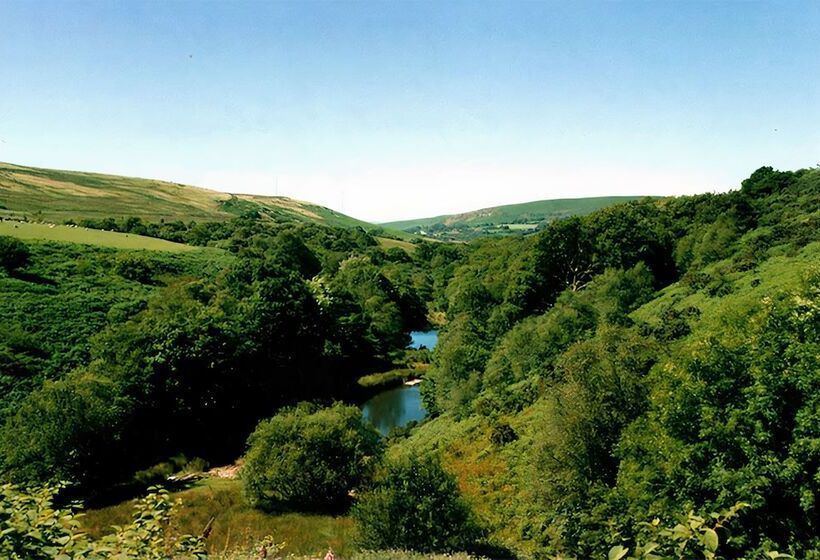 Snow White S House   Farm Park Stay With Hot Tub, Bbq & Fire Pit