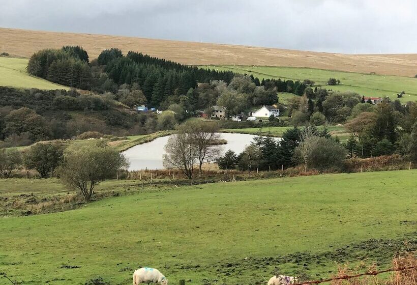 Snow White S House   Farm Park Stay With Hot Tub, Bbq & Fire Pit