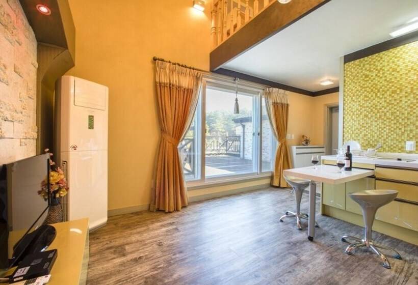 Sokcho Bonita Pension