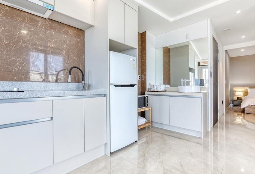 Sokcho  Moreve Pension