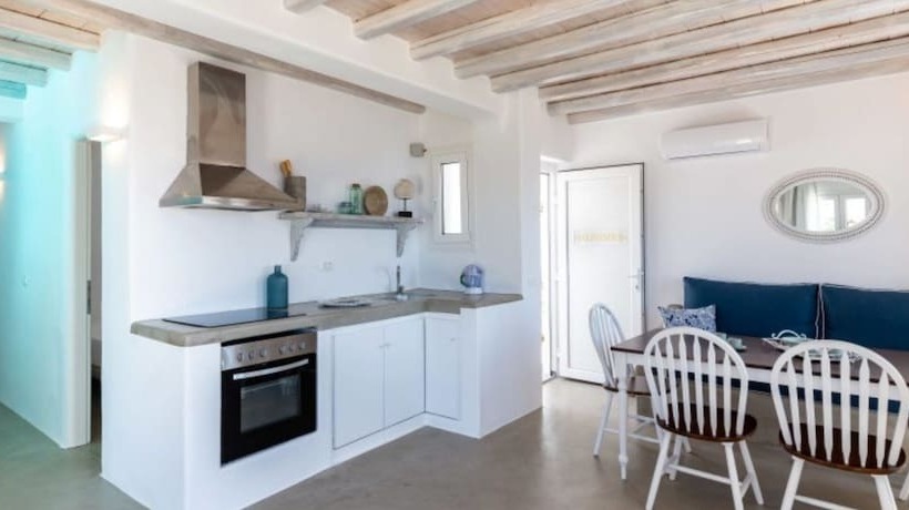 Stunning 2br Cottage With Private Pool In Mykonos