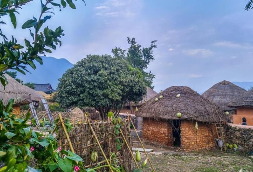 Suncheon Naganeupseong Haemill Pension