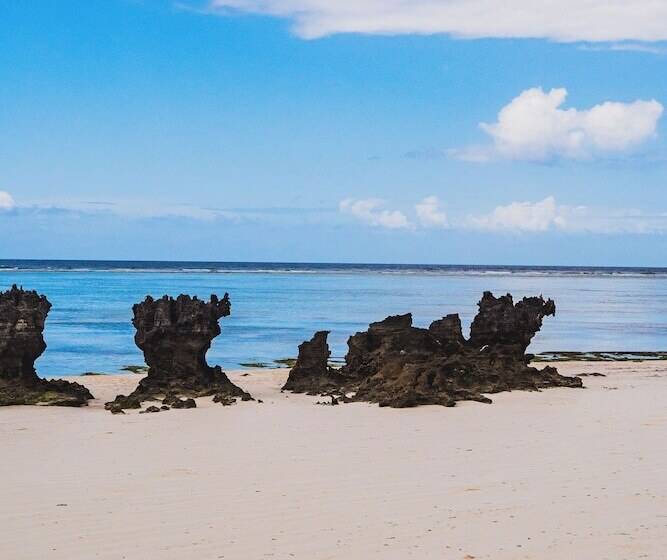Sunshine Bay Hotel Zanzibar