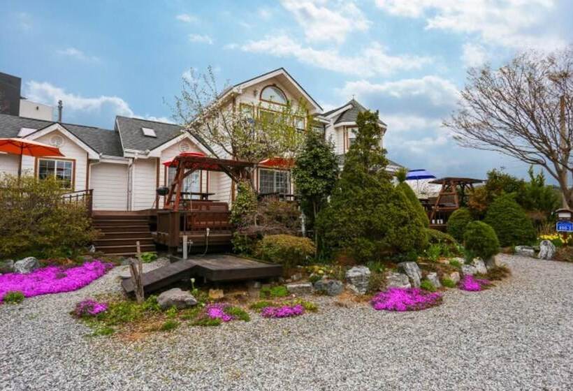 Taean Anabeli Pension