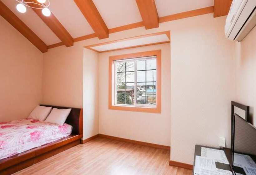 Taean Anabeli Pension