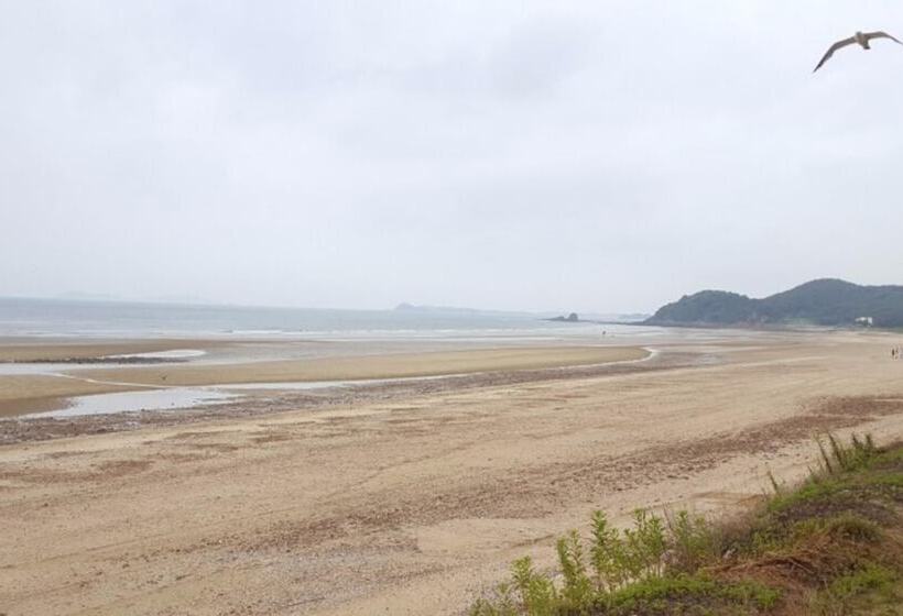 Taean Blue Sea And Pension