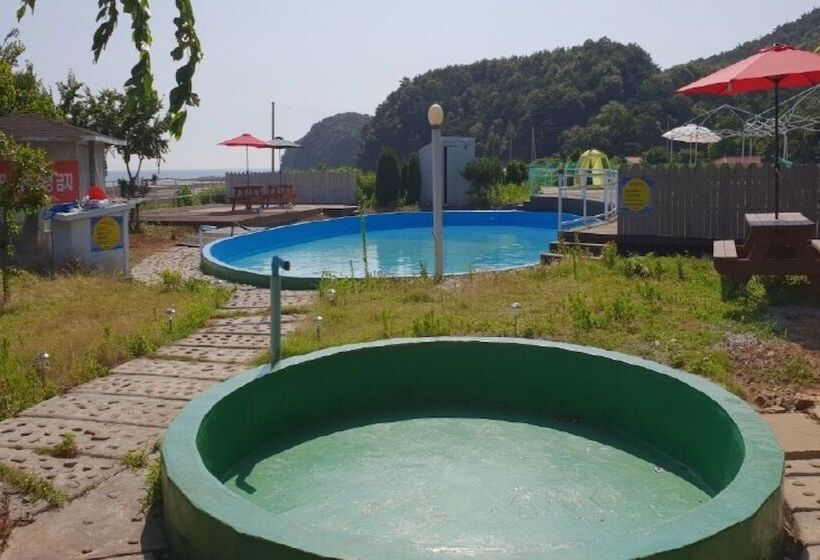 Taean Byeolbada Pension