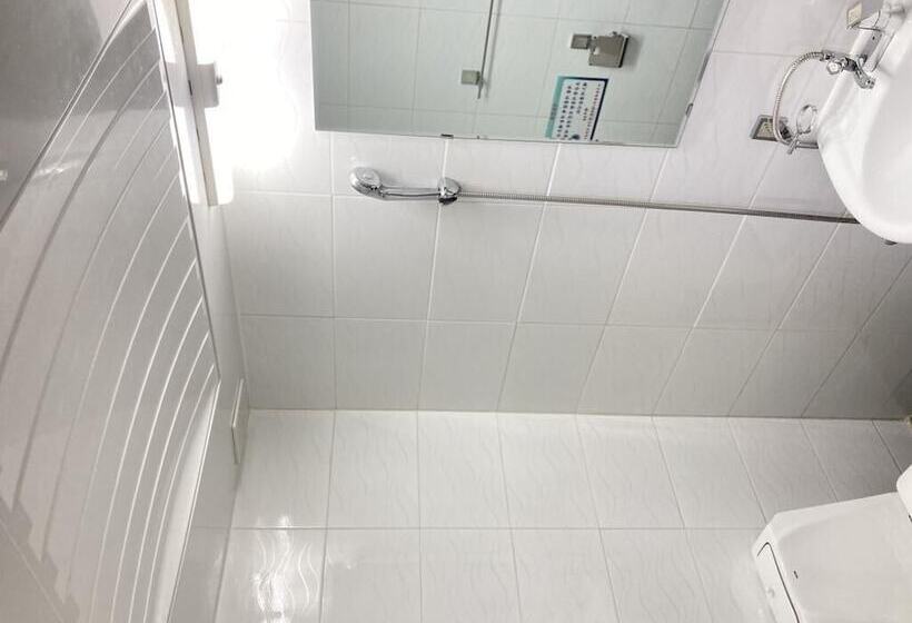 Taean Jiyu Ne Pension