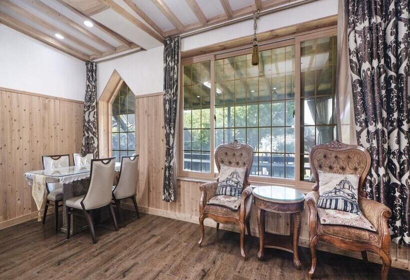 Taean Seip Clover Pension