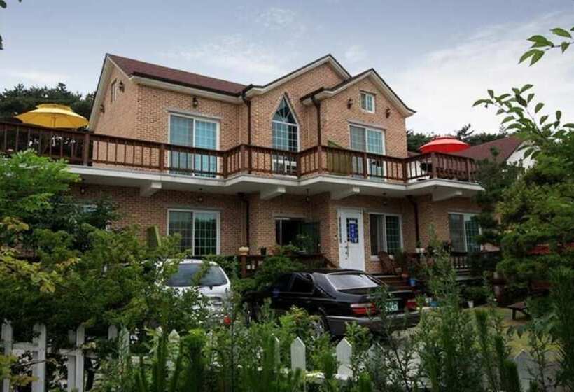 Taean Sky Garden Pension