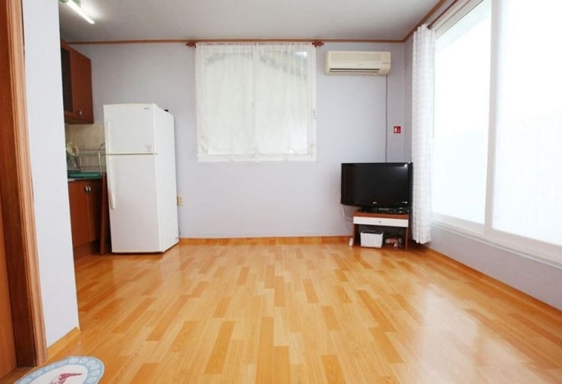 Taean Sujung Pension